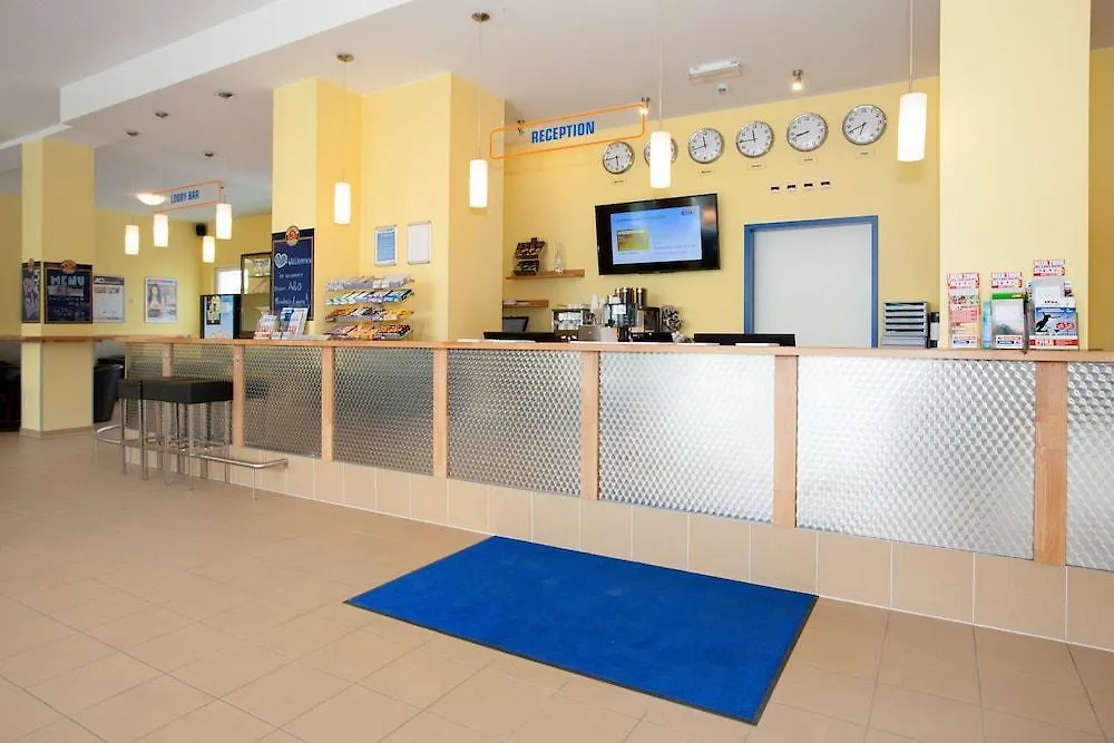 **  Hotel a&o München Laim Germania